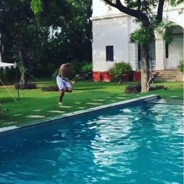 A screen grab of the video in which Ibrahim Khan takes a plunge in the pool at Pataudi Palace.