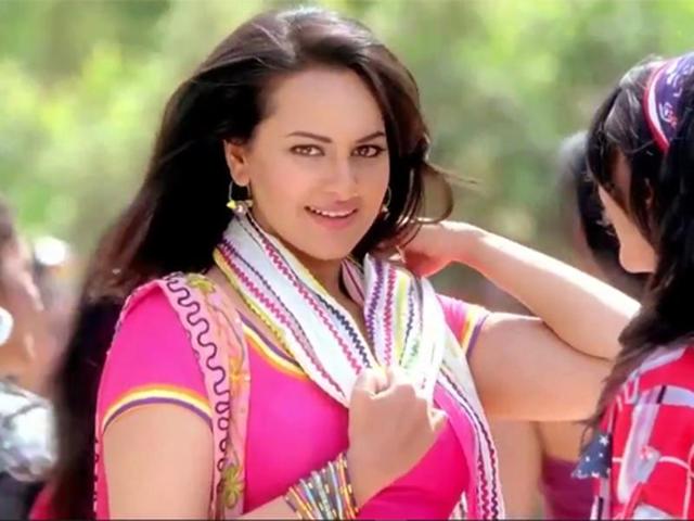 But, we know what she is capable of, and wish to see her in more meaningful roles in future. (YouTube)