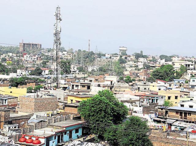 Authorities are expected to revise the smart city proposal keeping in view Centre’s suggestions. (Vinay Santosh Kumar/HT) Authorities are expected to revise the smart city proposal keeping in view Centre’s suggestions. (Vinay Santosh Kumar/HT)