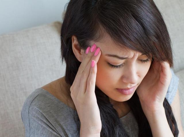Women with a migraine history have a faster rate of estrogen decline regardless of whether they had migraine during their period or not. (Shutterstock) Women with a migraine history have a faster rate of estrogen decline regardless of whether they had migraine during their period or not. (Shutterstock)