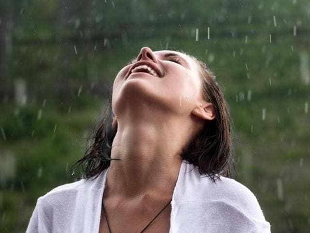 Monsoon is all fun and games until it wreaks havoc on your skin so keep this guide handy to brave through the season. (Shutterstock) Monsoon is all fun and games until it wreaks havoc on your skin so keep this guide handy to brave through the season. (Shutterstock)