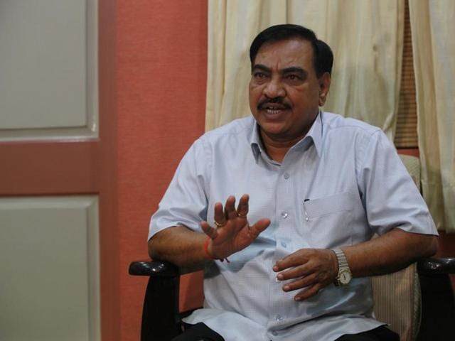 Now the demand for Khadse’s ouster from the cabinet is growing with ally Shiv Sena, too, joining the Opposition parties on Thursday saying that Khadse should step down (Hindustan Times) Now the demand for Khadse’s ouster from the cabinet is growing with ally Shiv Sena, too, joining the Opposition parties on Thursday saying that Khadse should step down (Hindustan Times)