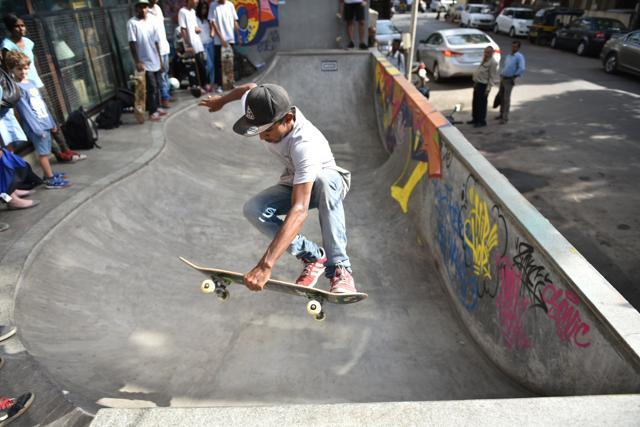 A Skate Social session at Khar Social (Photo: Aalok Soni/HT)