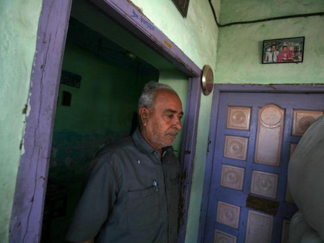 Qasambhai Allahnoor Mansoori lost 19 members of his family in the Gulberg Society massacre.(Manoj Patil/Hindustan Times)