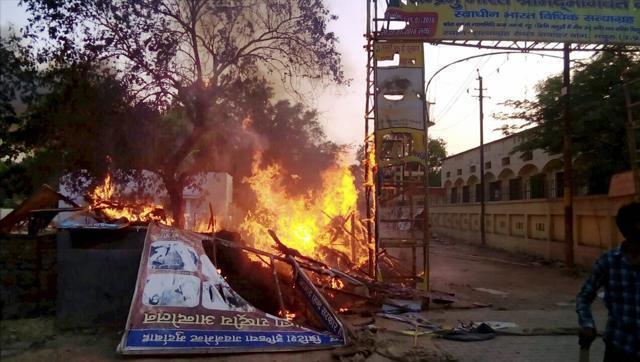 Clashes broke out after police tried to evict encroachers from Jawahar Bagh park in Mathura on Thursday. (PTI Photo) Clashes broke out after police tried to evict encroachers from Jawahar Bagh park in Mathura on Thursday. (PTI Photo)