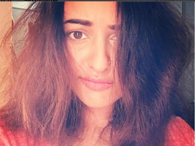 Can you guess who this is? Sonakshi Sinha. Well, her explanation for the look is, “I swear all i did was brush it!!!!! #splat #ohnonotagain #hairwhyyoudothis.” (Instagram)