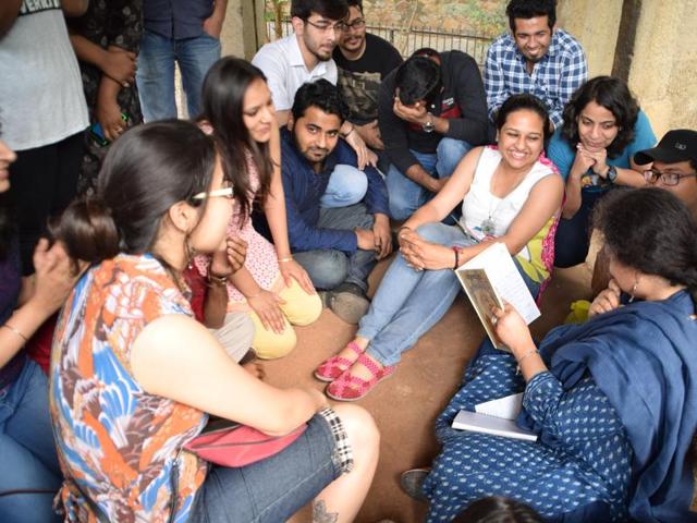 A poetry session in association with Rapid MetroRail Gurgaon and Youth For Heritage Foundation is being held this Sunday, June 5.