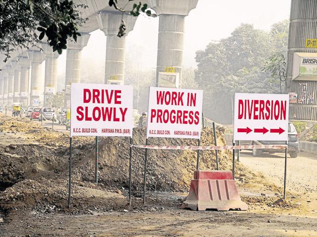 Lending issues have deterred i nfrastructure majors from participating in the new projects. Lending issues have deterred i nfrastructure majors from participating in the new projects.