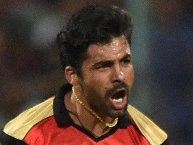 A good season for Sunrisers Hyderabad has catapulted Barinder Sran back into the India team.(PTI) A good season for Sunrisers Hyderabad has catapulted Barinder Sran back into the India team.(PTI)