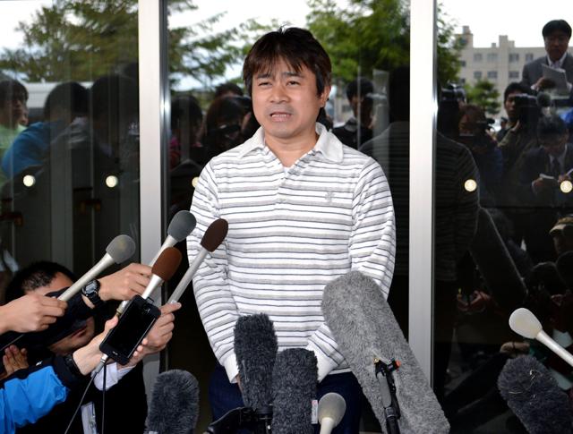 Takayuki Tanooka, Yamato’s father, speaks to reporters in Hakodate on June 3, 2016. (AFP)