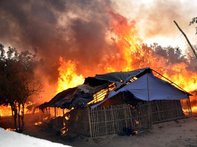 At least 24 people, including two cops, were killed in violent clashes between the police and illegal occupants of a land in Mathura’s Jawahar Bagh area on June 2, 2016. (Anant Ram/ Hindustan Times)