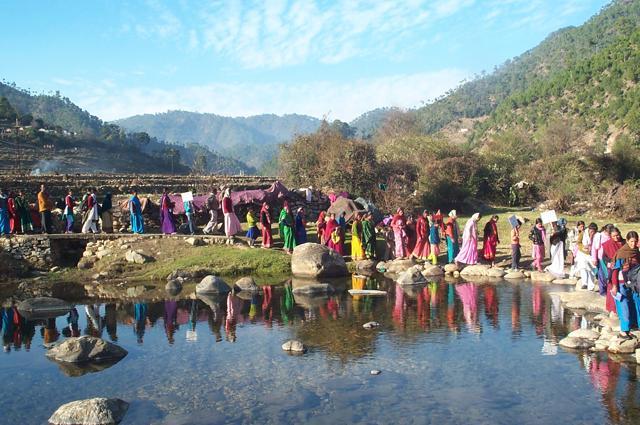 Basanti Behan formed 200 women’s groups called ‘Mahila Mangal Dal’, which pledged to only use firewood, planted trees and educated villagers about the need to protect the environment. (HT Photo) Basanti Behan formed 200 women’s groups called ‘Mahila Mangal Dal’, which pledged to only use firewood, planted trees and educated villagers about the need to protect the environment. (HT Photo)