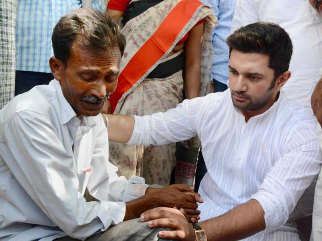 BJP leader Sushil Kumar Modi and former chief minister Jitan Ram Manjhi meet the family of murdered LJP leader Sudesh Paswan in Gaya. (PTI) BJP leader Sushil Kumar Modi and former chief minister Jitan Ram Manjhi meet the family of murdered LJP leader Sudesh Paswan in Gaya. (PTI)