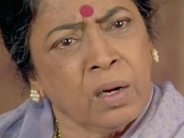 Veteran theatre and film actor Sulabha Deshpande, who had acted in numerous Marathi and Hindi films, died at her Mumbai residence on Saturday after a prolonged illness. She was 79.