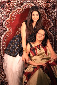 Actor Jennifer Winget with her mother who has always stood by her side in her thick and thin times. Actor Jennifer Winget with her mother who has always stood by her side in her thick and thin times.