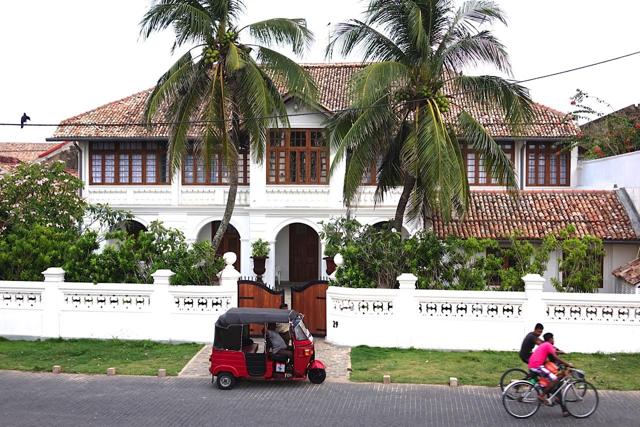 A colonial bungalow in Galle with the ubiquitous tuk-tuks. A colonial bungalow in Galle with the ubiquitous tuk-tuks.