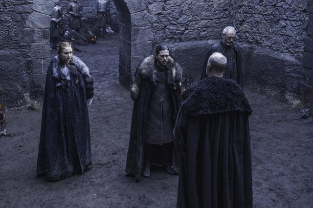 Jon Snow, as mighty as he maybe with his sword, he is not blessed with the gift of the gab. Him and Sansa look like two kids who have no idea how to appease houses to fight with them. (HBO) Jon Snow, as mighty as he maybe with his sword, he is not blessed with the gift of the gab. Him and Sansa look like two kids who have no idea how to appease houses to fight with them. (HBO)