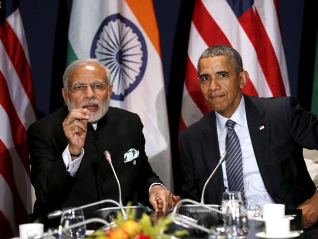 US President Barack Obama and Prime Minister Narendra Modi during a meeting at the climate change summit in Paris, November 30, 2015.(Reuters File Photo)