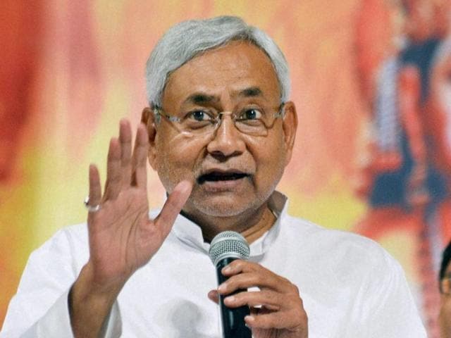 Patna: Bihar Chief Minister Nitish Kumar addressing to Prabhu Kripa Dukh Niwaran Samagam in Patna Gandhi Maidan on Sunday night. PTI Photo(PTI6_6_2016_000123b) (PTI) Patna: Bihar Chief Minister Nitish Kumar addressing to Prabhu Kripa Dukh Niwaran Samagam in Patna Gandhi Maidan on Sunday night. PTI Photo(PTI6_6_2016_000123b) (PTI)