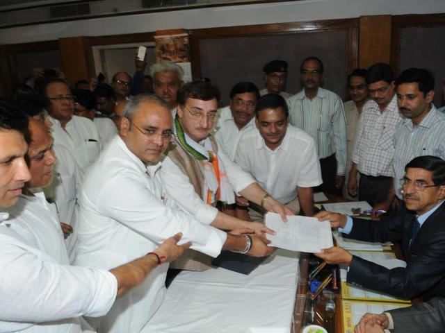 Vivek Tankha filing the nomination papers in Bhopal. (Praveen Bajpai/HT file) Vivek Tankha filing the nomination papers in Bhopal. (Praveen Bajpai/HT file)