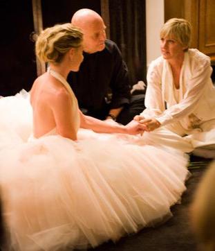 Portia and Ellen at their wedding. (Twitter)