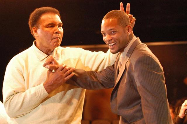 Muhammad Ali and Will Smith, who was nominated for an Oscar for his portrayal of the boxer in Michael Mann’s Ali. (Facebook)