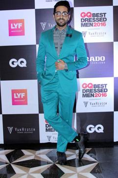 Ayushmann Khurrana in a teal suit. (Yogen Shah/ HT Photo) Ayushmann Khurrana in a teal suit. (Yogen Shah/ HT Photo)