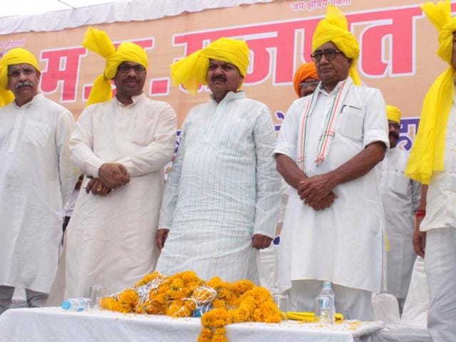 AICC general secretary Digvijaya Singh attended a function organised to mark the birth anniversary of Maharana Pratap, in Bhopal on Tuesday. (HT photo)