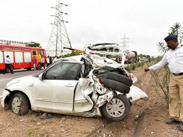The system will include a command centre linked to CCTV network to monitor vehicle movement to track speeding, lane cutting and drink-driving (Bachchan Kumar) The system will include a command centre linked to CCTV network to monitor vehicle movement to track speeding, lane cutting and drink-driving (Bachchan Kumar)