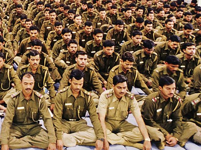 Jharkhand police will start yoga classes for its personnel likely on June 21, the International Yoga Day.(HT file photo)