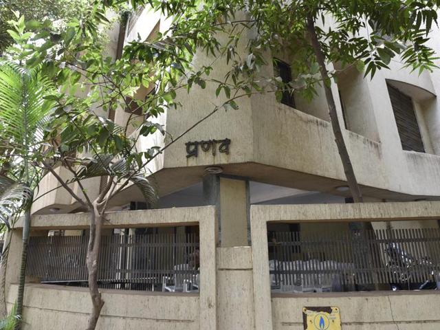 Manjulaben Manilal Vora, a 77-year-old woman, was murdered in her flat in Matunga on Monday. Manjulaben Manilal Vora, a 77-year-old woman, was murdered in her flat in Matunga on Monday.