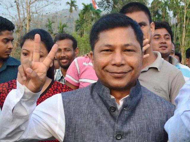 Mukul Sangma’s Congress government in instability-prone Meghalaya has been battling dissidence since his wife Dikkanchi D Shira lost the May by-poll for the Tura Lok Sabha seat. Former chief ministers and veteran Congress leaders DD Lapang and Salseng C Marak are allegedly leading the rebellion against the chief minister.(PTI Photo)
