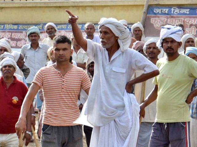Ramvriksha Yadav led encroachers to occupy Jawahar Bagh in Mathura for two years. Yadav was killed during the clashes that broke out with police on June 2 when attempts were made to evict them. (Anant Ram/Hindustan Times) Ramvriksha Yadav led encroachers to occupy Jawahar Bagh in Mathura for two years. Yadav was killed during the clashes that broke out with police on June 2 when attempts were made to evict them. (Anant Ram/Hindustan Times)