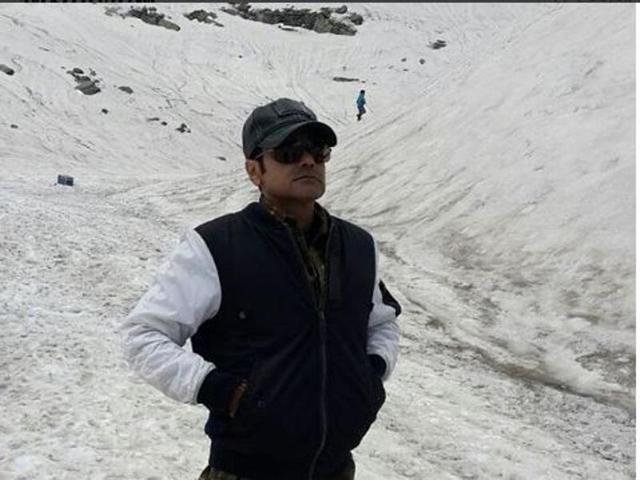 Bengali superstar Prosenjit is shooting for a film at Sach Pass Himachal Pradesh. (Instagram)