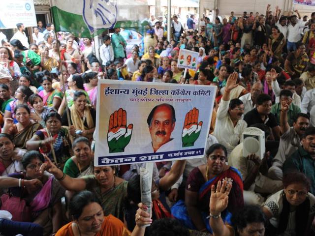 Supporters of Gurudas Kamat outside the Congress party office in the city. (Bhushan Koyande) Supporters of Gurudas Kamat outside the Congress party office in the city. (Bhushan Koyande)