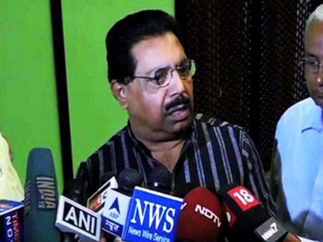 Senior Congress leader P.C. Chacko on Wednesday said Congress President Sonia Gandhi had not taken any decision on Gurudas Kamat’s resignation and that efforts were on to convince him to reconsider his decision. (HT Photo) Senior Congress leader P.C. Chacko on Wednesday said Congress President Sonia Gandhi had not taken any decision on Gurudas Kamat’s resignation and that efforts were on to convince him to reconsider his decision. (HT Photo)