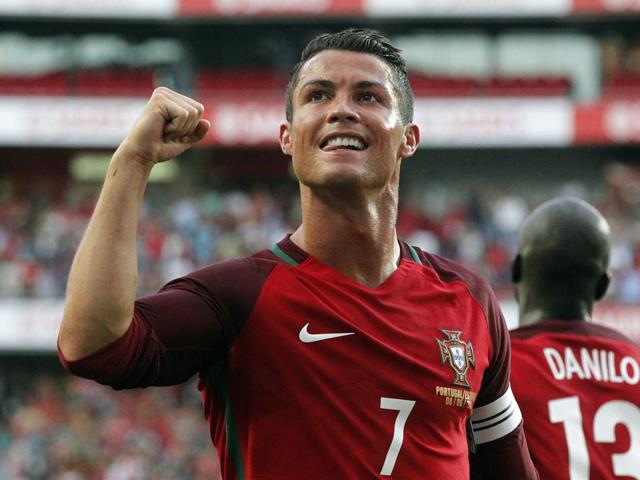 Ronaldo found the back of the net twice in nine minutes. (REUTERS)