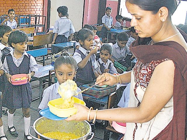 The new kitchen will come up at the schools in Sectors 23, 29 and 40. (HT File Photo) The new kitchen will come up at the schools in Sectors 23, 29 and 40. (HT File Photo)