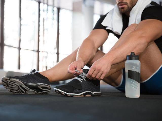 The research suggests that low fitness in midlife is an additional risk to target and help prevent stroke later in life.(Shutterstock)