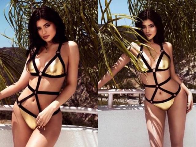 Where’s the pool party? To celebrate our holiday wardrobes getting an uber-glam update, of course! But first, some more swimwear tips. (Topshop) Where’s the pool party? To celebrate our holiday wardrobes getting an uber-glam update, of course! But first, some more swimwear tips. (Topshop)