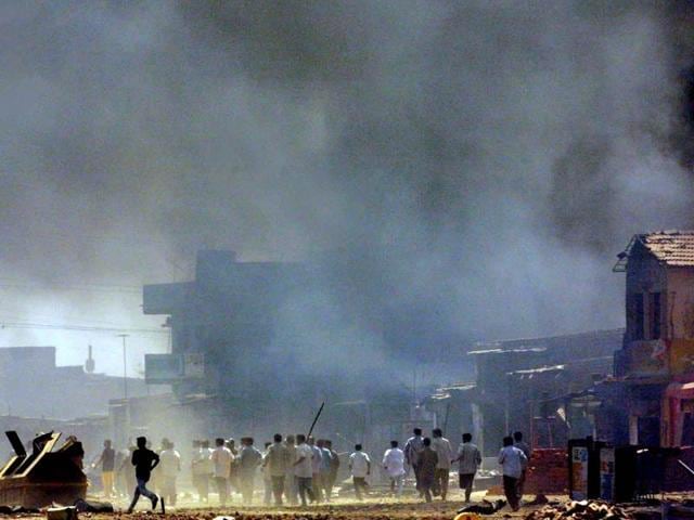 Rioting in Ahmedabad on February 28, 2002.(ASSOCIATED PRESS/ Manish Swarup)