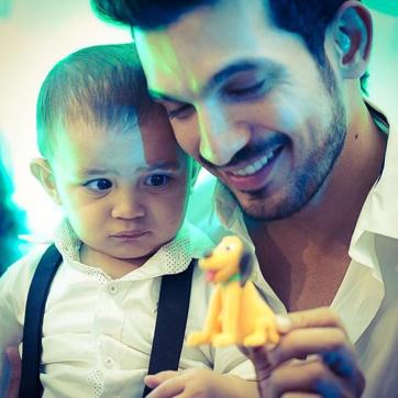 Actor Arjun Bijlani and his son Ayaan.