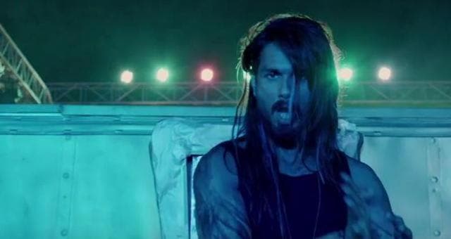Shahid Kapoor plays a rockstar who is a drug addict in Udta Punjab.