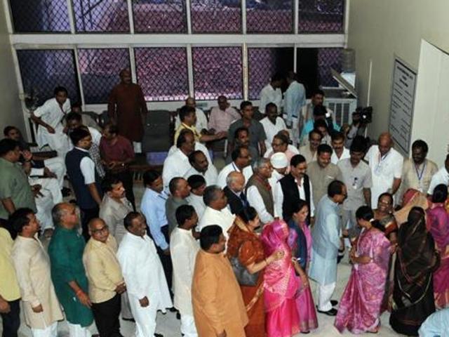 MLAs are in queue along with Chief minister Shivraj Singh Chouhan in state assembly premises for voting in Rajya Sabha election in Bhopal. Voting for Rajya Sabha seats across seven states took place on June 11, 2016.(HT file)
