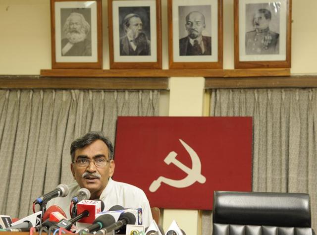 Notwithstanding the defeat that the Left Front-Congress alliance faced in the West Bengal Assembly polls, CPI(M) state secretary Surya Kanta Mishra batted for carrying forward the alliance during a party meet on Saturday, even as he faced opposition from a section of the party leadership. (Hindustan Times Photo) Notwithstanding the defeat that the Left Front-Congress alliance faced in the West Bengal Assembly polls, CPI(M) state secretary Surya Kanta Mishra batted for carrying forward the alliance during a party meet on Saturday, even as he faced opposition from a section of the party leadership. (Hindustan Times Photo)