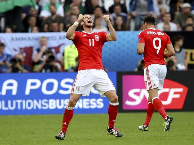 Bale celebrates the winning goal. (AP) Bale celebrates the winning goal. (AP)
