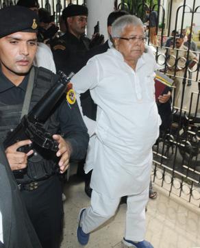 RJD President Lalu Prasad proceeding to appear before a CBI court in connection with the fodder scam case ( (Photo by Parwaz Khan/ Hindustan Times) RJD President Lalu Prasad proceeding to appear before a CBI court in connection with the fodder scam case ( (Photo by Parwaz Khan/ Hindustan Times)