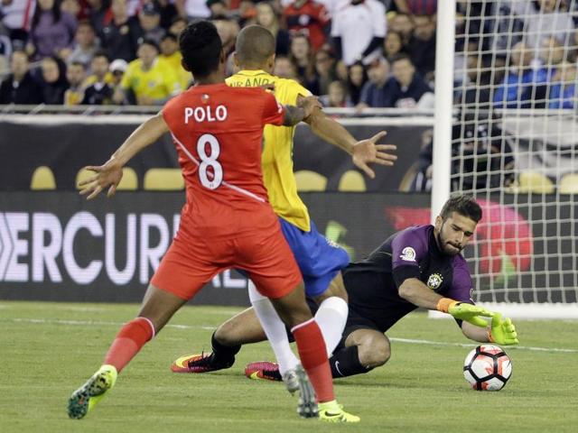 Brazil defender Gil (4) and Brazil midfielder Renato Augusto (18) go over Peru forward Jose Paolo Guerrero (9) for a header during the first half of the group play stage of the 2016 Copa America Centenario, at Gillette Stadium. (Reuters via USA Today Sports) Brazil defender Gil (4) and Brazil midfielder Renato Augusto (18) go over Peru forward Jose Paolo Guerrero (9) for a header during the first half of the group play stage of the 2016 Copa America Centenario, at Gillette Stadium. (Reuters via USA Today Sports)