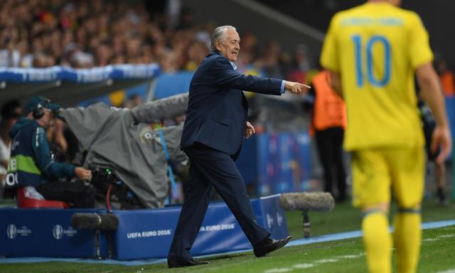 Ukraine's coach Mikhail Fomenko gestures during the Euro 2016 group C football match between Germany and Ukraine. (AFP Photo) Ukraine's coach Mikhail Fomenko gestures during the Euro 2016 group C football match between Germany and Ukraine. (AFP Photo)