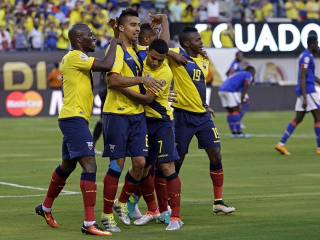 Ecuador midfielder Cristian Noboa (6) celebrates with teammates after scoring a goal in the second half against Haiti during the group stage of the 2016 Copa America Centenario at MetLife Stadium. (Reuters via USA Today Sports)
